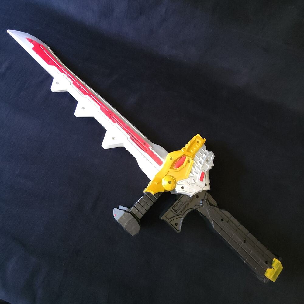Hasbro Kishiryu Sentai Ryusoulger DX Ryusoul Ken Large 29" Long Toy Sword